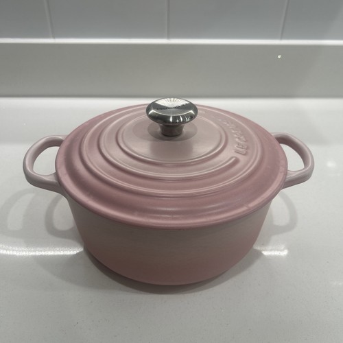 Creuset 20cm shell - shell, pink