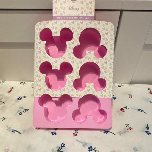 Disney mickey mouse muffin pan - mickey,